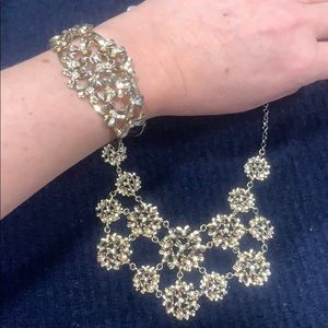 WHITE HOUSE BLACK MARKET necklace/bracelet set